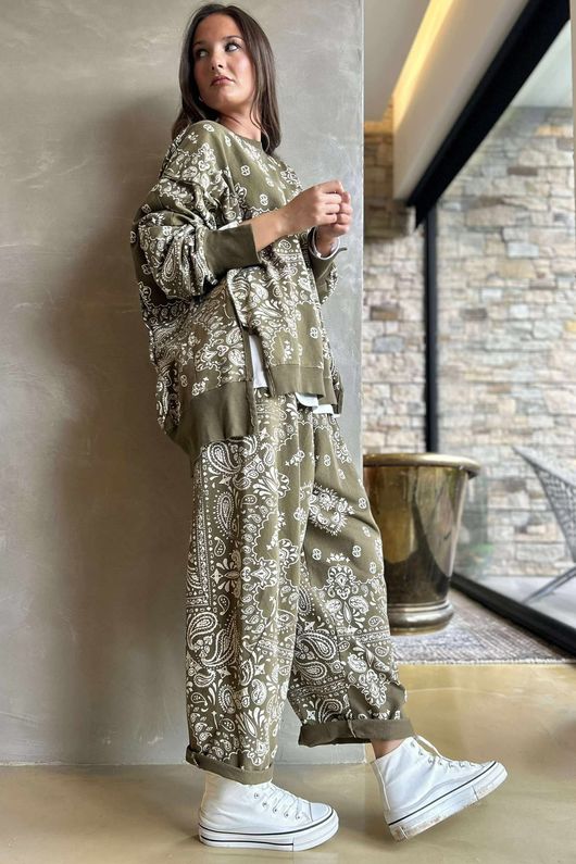 Bandana B Chill Sweatshirt Olive